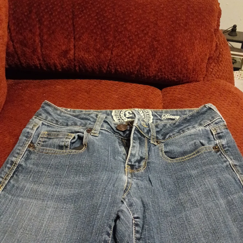 Jeans - Picture 2 of 4